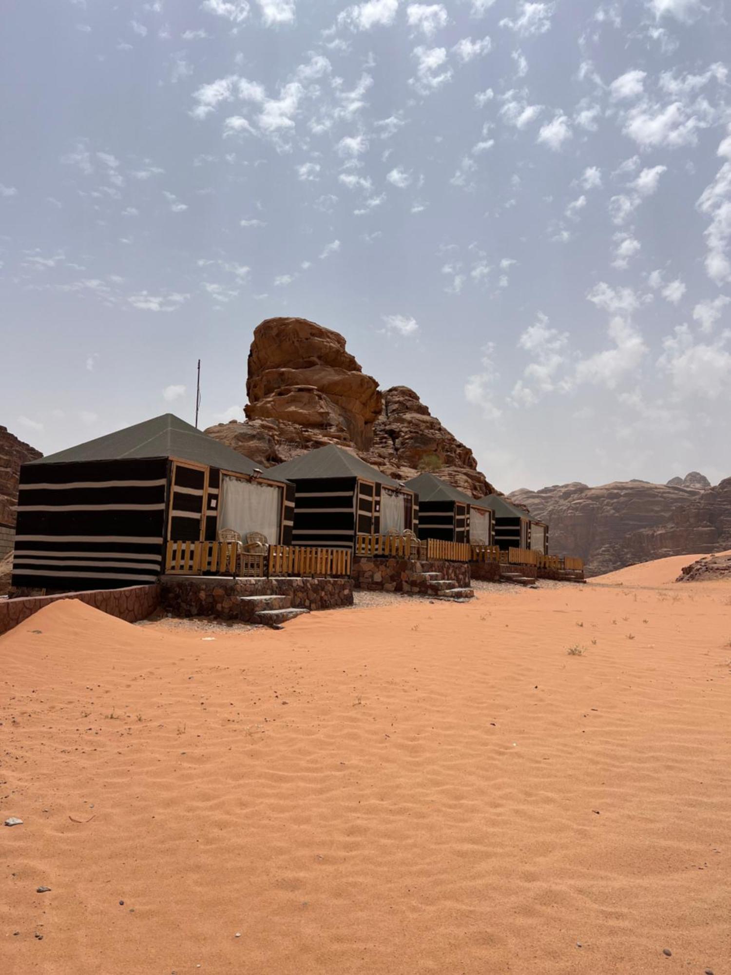 Bedouin Life Camp Hotel Wadi Rum Exterior photo