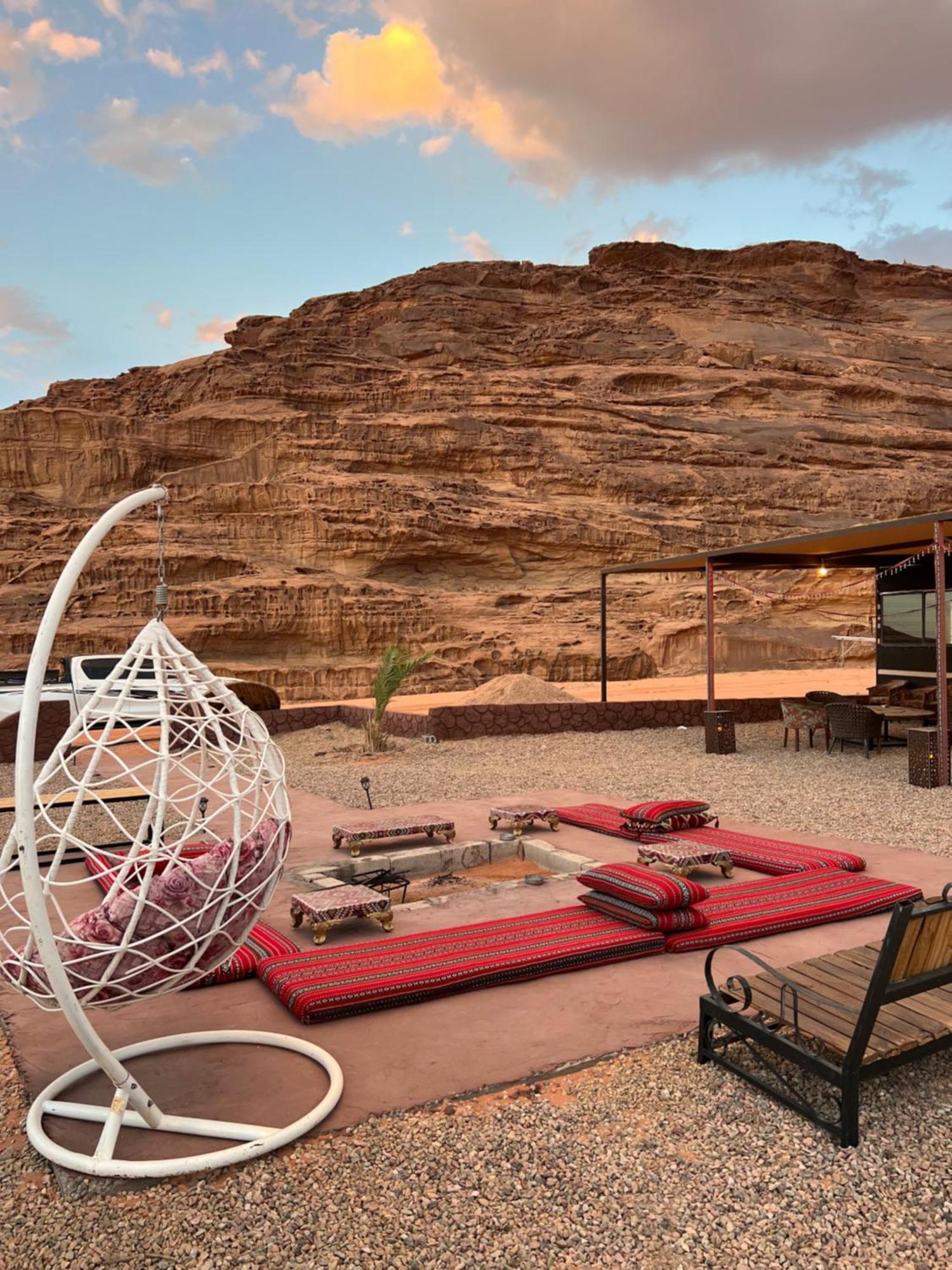 Bedouin Life Camp Hotel Wadi Rum Exterior photo