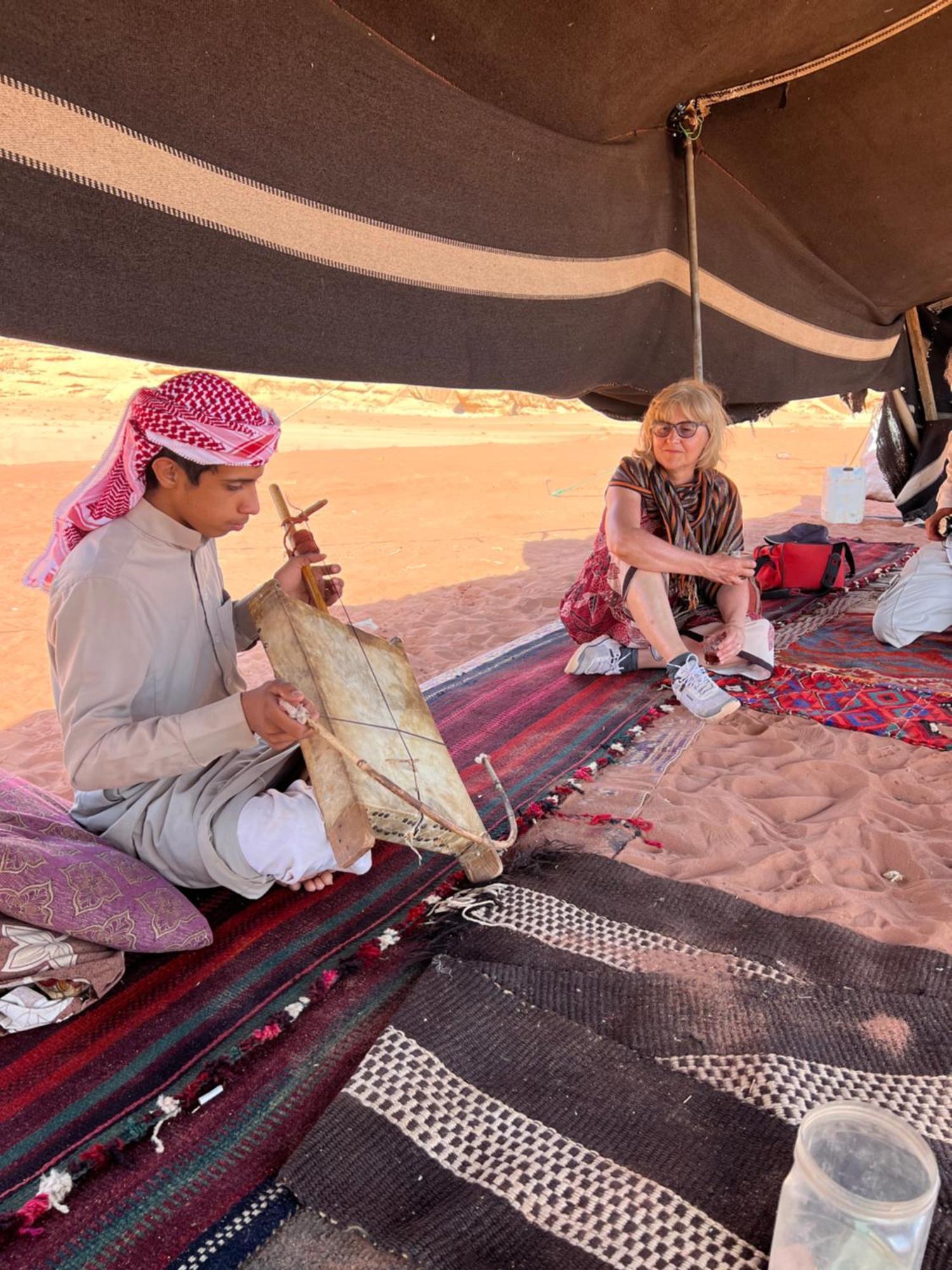 Bedouin Life Camp Hotel Wadi Rum Exterior photo